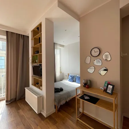 W Centrum Warszawy Ulica Chmielna - 500m Od Dworca Centralnego - By Good Sleeping Apartment *