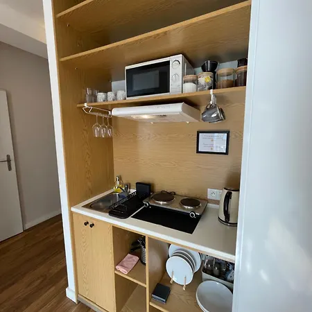 Apartment W Centrum Warszawy Ulica Chmielna - 500m Od Dworca Centralnego - By Good Sleeping Warsaw