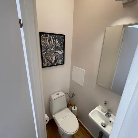 Apartman W Centrum Warszawy Ulica Chmielna - 500m Od Dworca Centralnego - By Good Sleeping