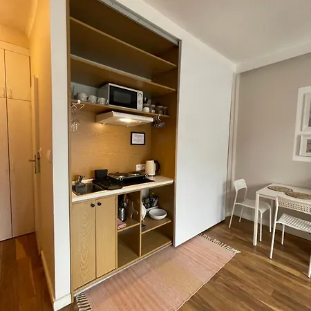 W Centrum Warszawy Ulica Chmielna - 500m Od Dworca Centralnego - By Good Sleeping Appartement