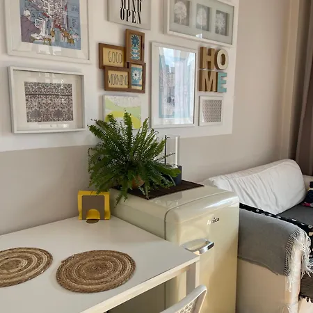 W Centrum Warszawy Ulica Chmielna - 500m Od Dworca Centralnego - By Good Sleeping *