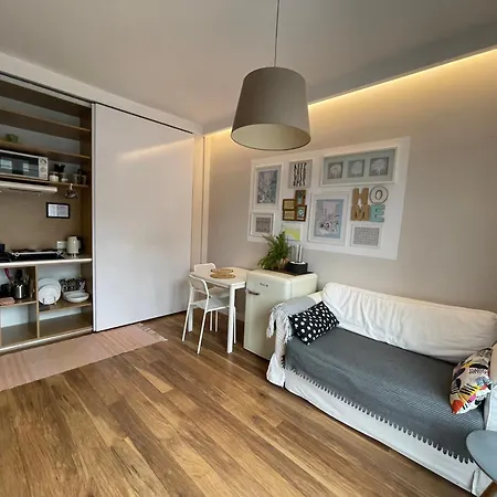 W Centrum Warszawy Ulica Chmielna - 500m Od Dworca Centralnego - By Good Sleeping Apartmán