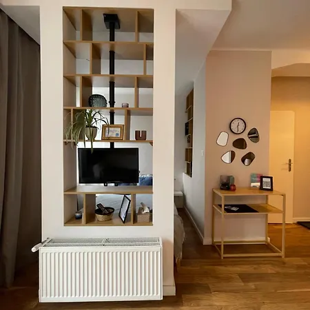 Apartman W Centrum Warszawy Ulica Chmielna - 500m Od Dworca Centralnego - By Good Sleeping