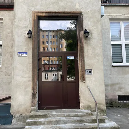 W Centrum Warszawy Ulica Chmielna - 500m Od Dworca Centralnego - By Good Sleeping * Varsó