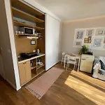 W Centrum Warszawy Ulica Chmielna - 500m Od Dworca Centralnego - By Good Sleeping Apartamento