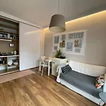 W Centrum Warszawy Ulica Chmielna - 500m Od Dworca Centralnego - By Good Sleeping Apartamento